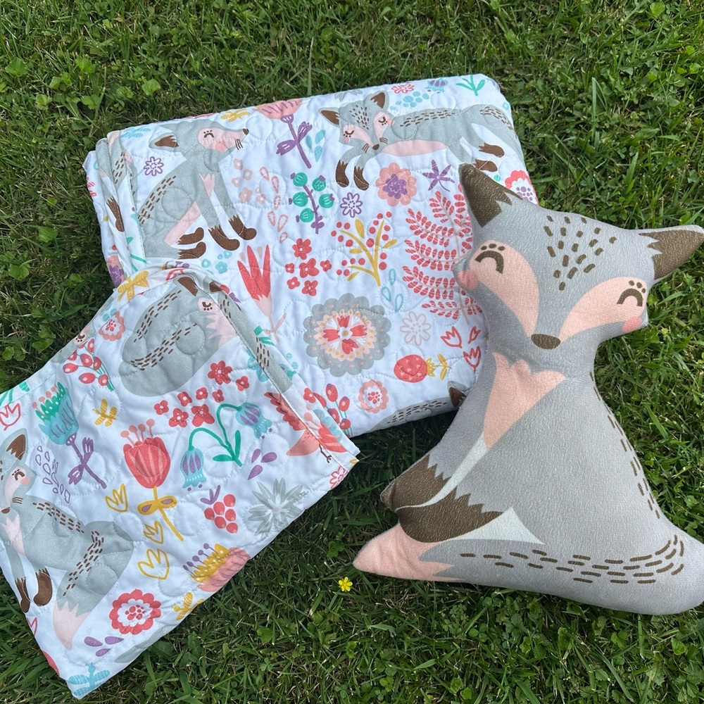 Floral Fox Kids Twin Size Quilt, Pillow Sham and Fox Pillow